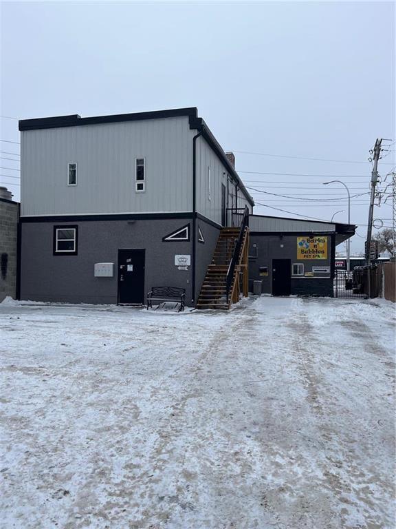 












453 Pembina Highway

,
Winnipeg,




Manitoba
R3M2K9

