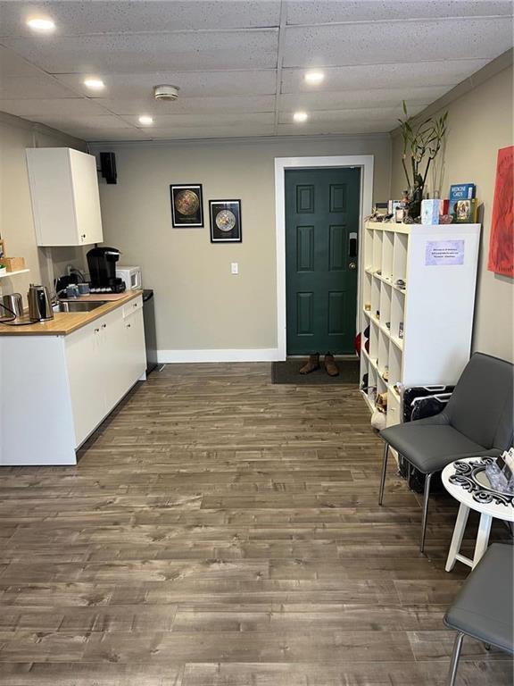 












453 Pembina Highway

,
Winnipeg,




Manitoba
R3M2K9

