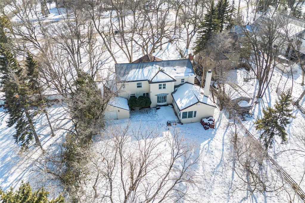 












1125 Wellington Crescent

,
Winnipeg,




Manitoba
R3N0A1

