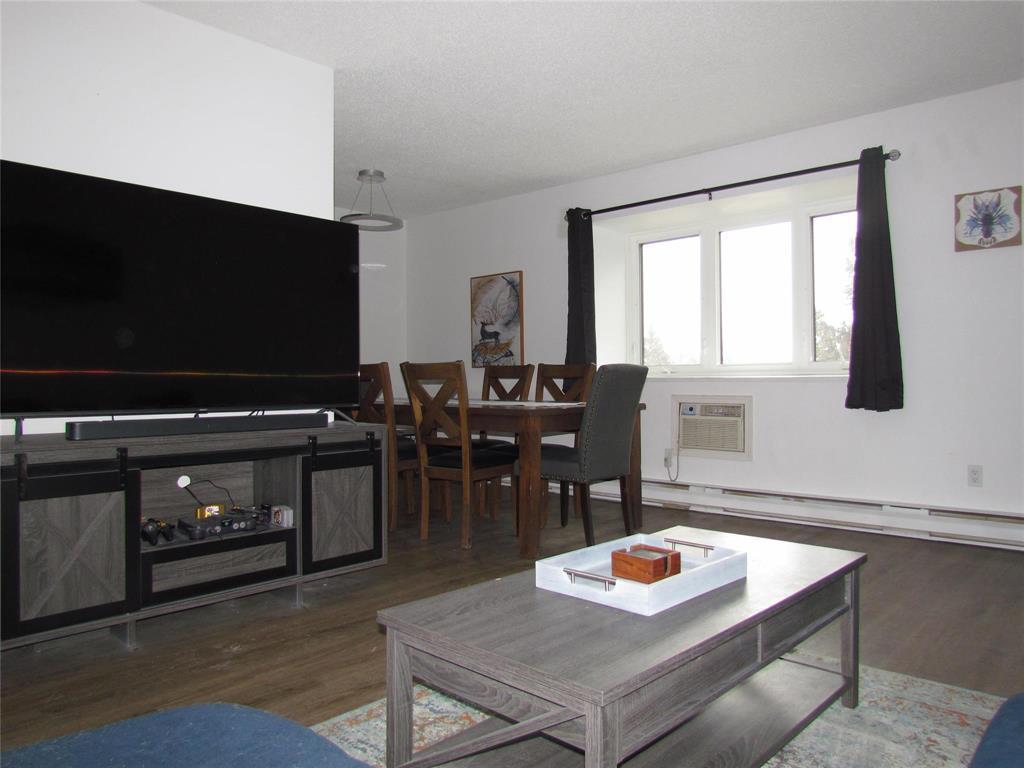












31 5 Apple Lane

,
Winnipeg,




Manitoba
R2Y2G9

