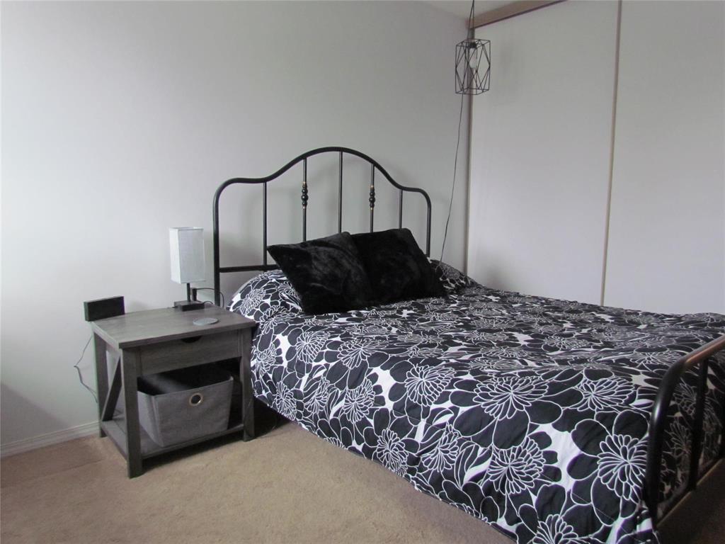 












31 5 Apple Lane

,
Winnipeg,




Manitoba
R2Y2G9

