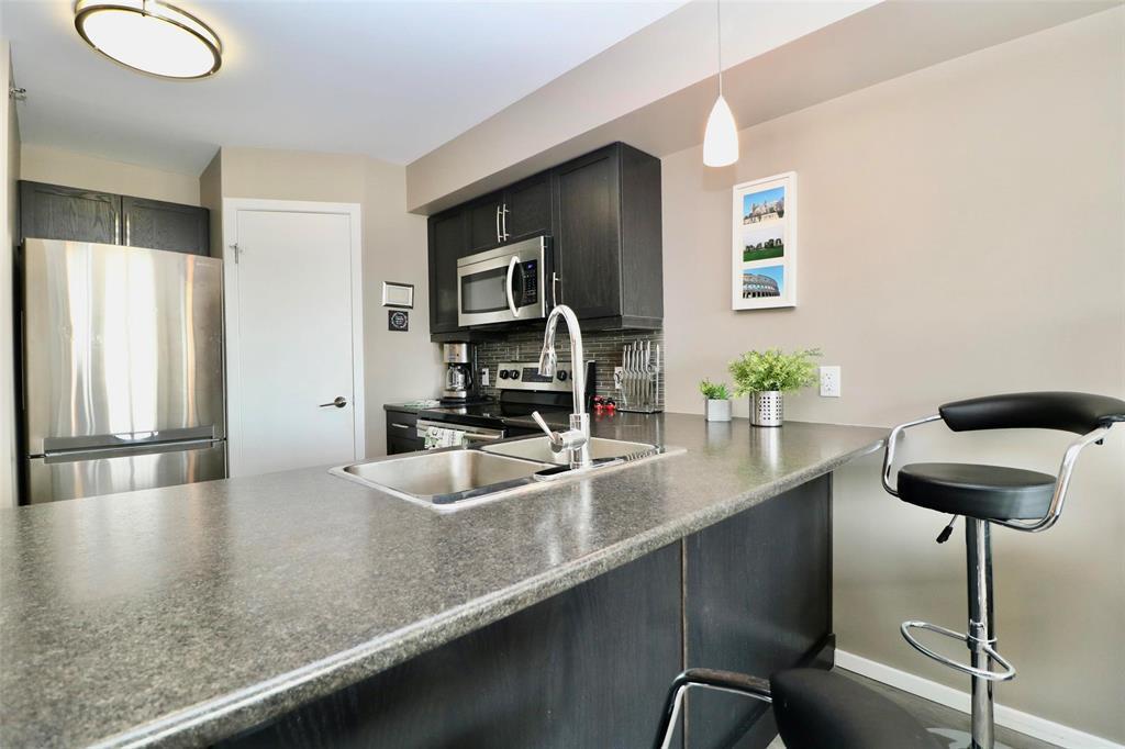 












423 25 Bridgeland Drive

,
Winnipeg,




Manitoba
R3Y0K5

