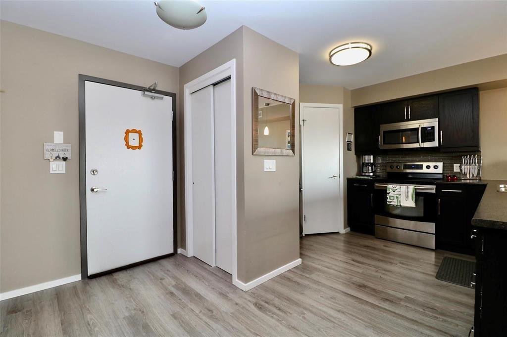 












423 25 Bridgeland Drive

,
Winnipeg,




Manitoba
R3Y0K5


