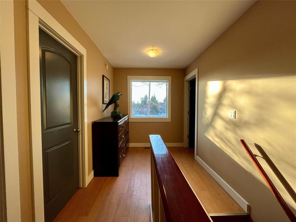 












261 Scotia Street

,
Winnipeg,




Manitoba
R2V1V7

