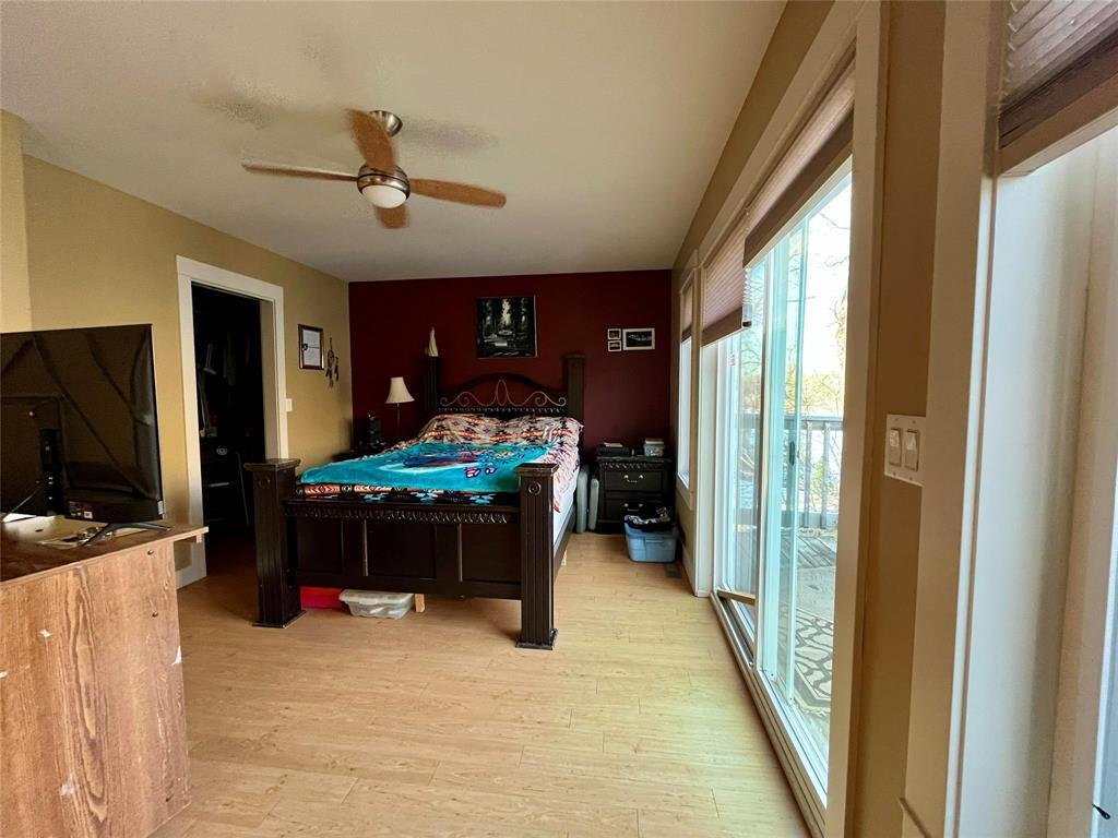 












261 Scotia Street

,
Winnipeg,




Manitoba
R2V1V7

