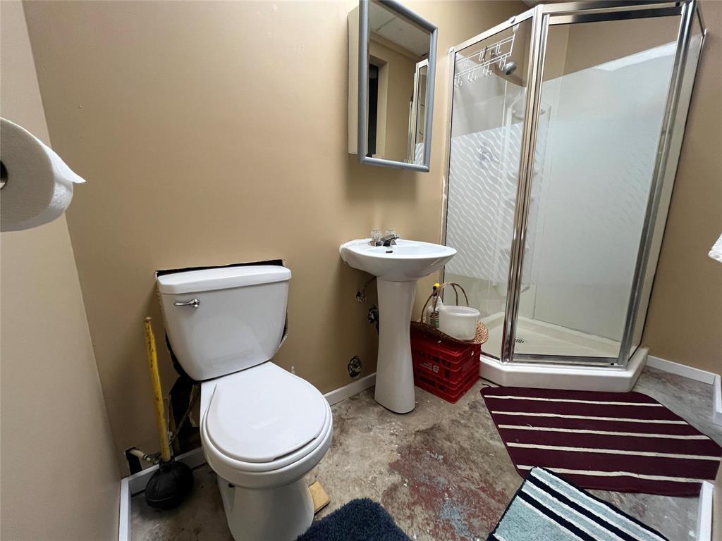












261 Scotia Street

,
Winnipeg,




Manitoba
R2V1V7

