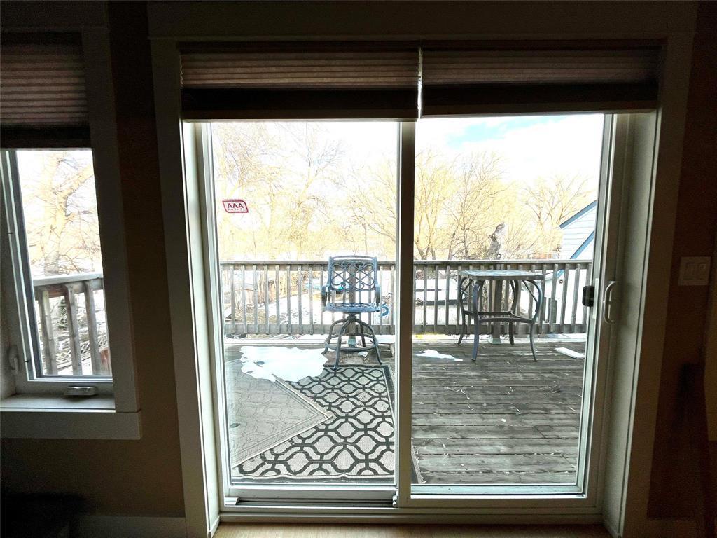 












261 Scotia Street

,
Winnipeg,




Manitoba
R2V1V7

