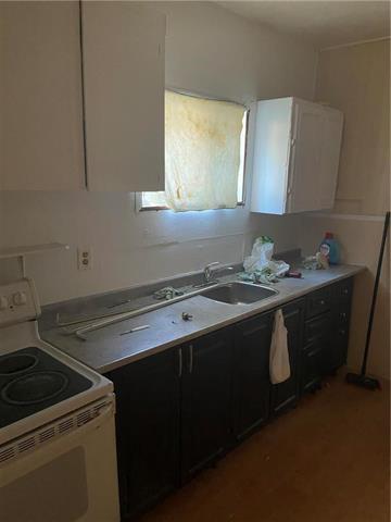 












806 Stella Avenue

,
Winnipeg,




Manitoba
R2X0A6

