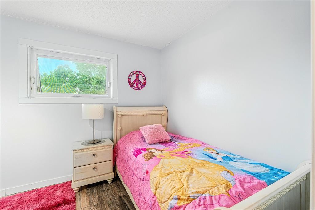 












176 Alex Taylor Drive

,
Winnipeg,




Manitoba
R2C4W8

