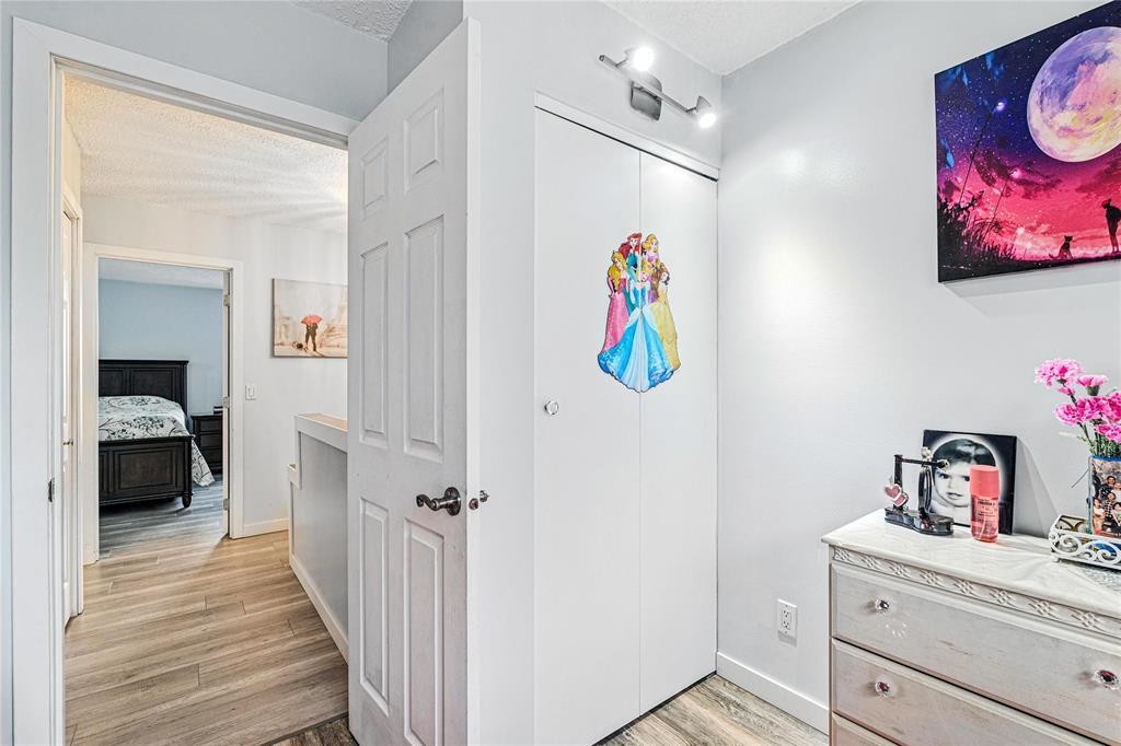 












176 Alex Taylor Drive

,
Winnipeg,




Manitoba
R2C4W8

