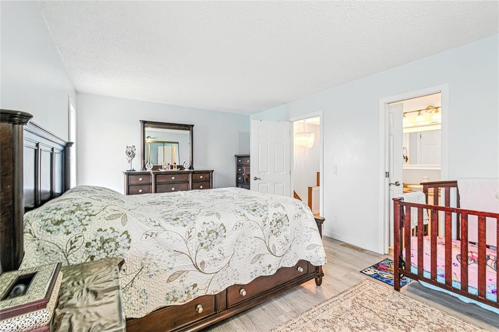 












176 Alex Taylor Drive

,
Winnipeg,




Manitoba
R2C4W8

