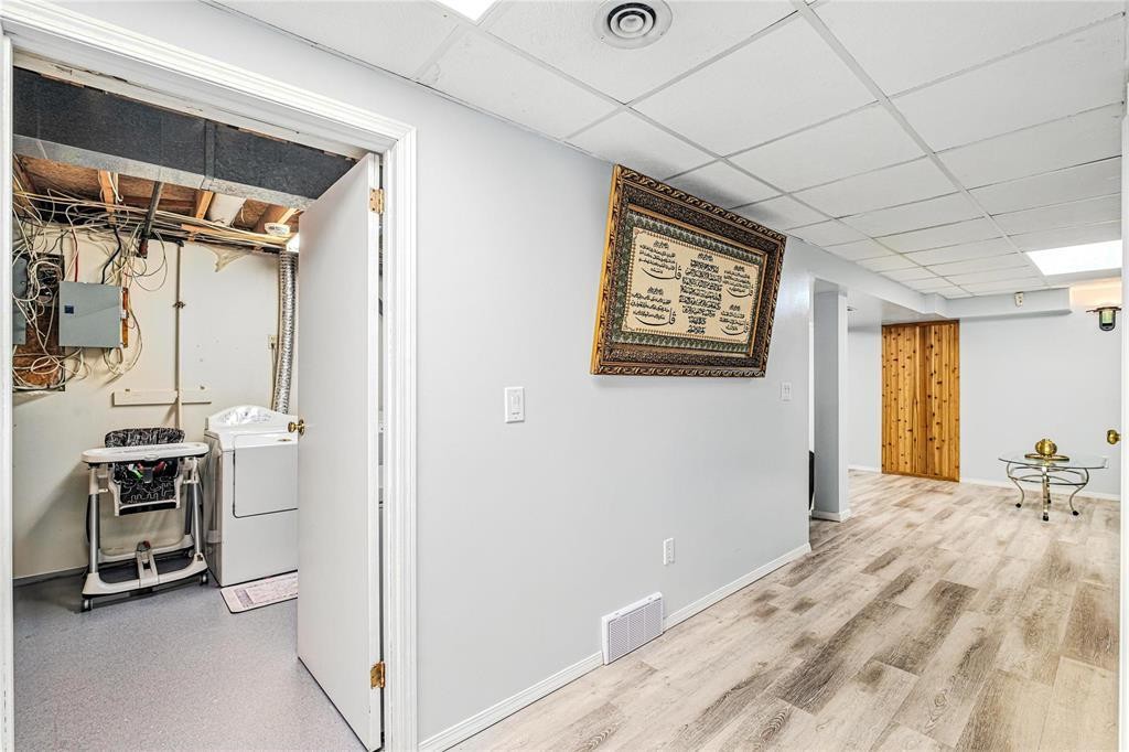 












176 Alex Taylor Drive

,
Winnipeg,




Manitoba
R2C4W8


