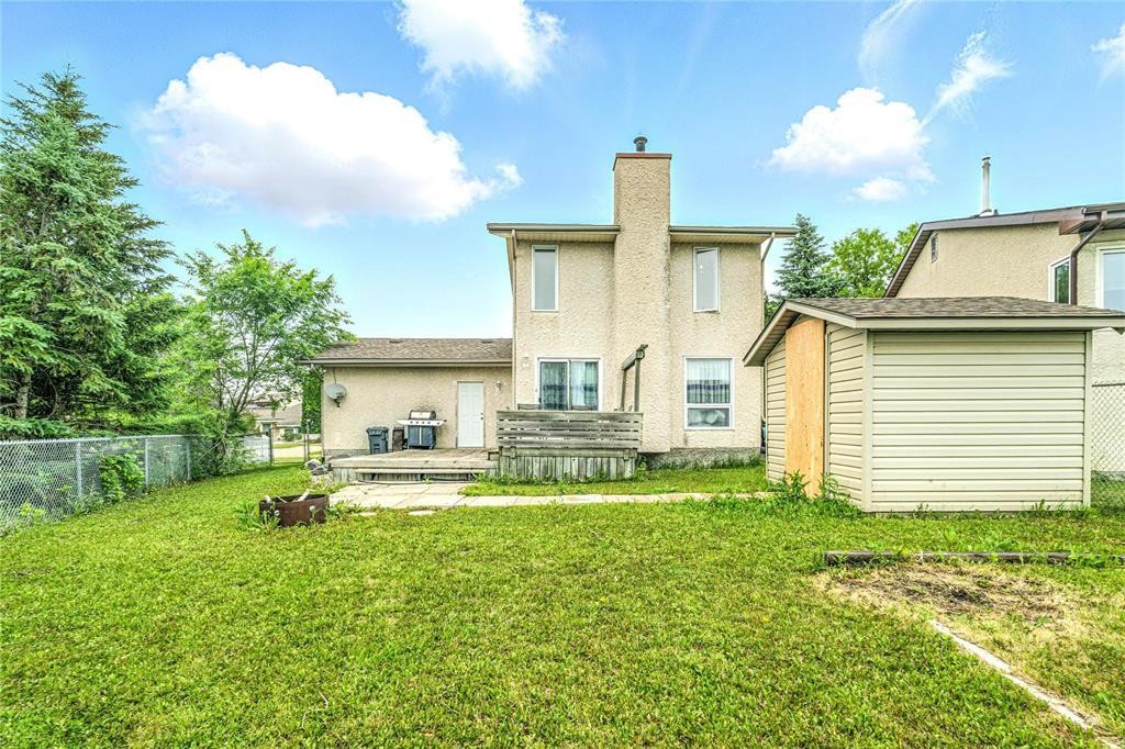 












176 Alex Taylor Drive

,
Winnipeg,




Manitoba
R2C4W8


