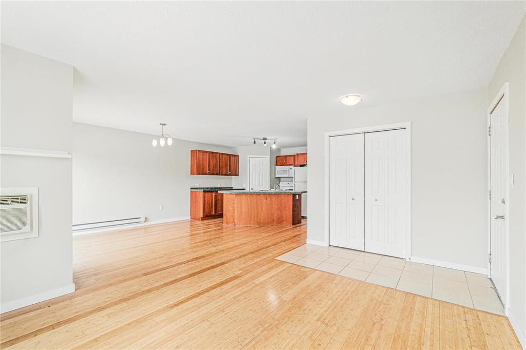 












1343 DAWSON Road

,
Lorette,




Manitoba
R5K0S3

