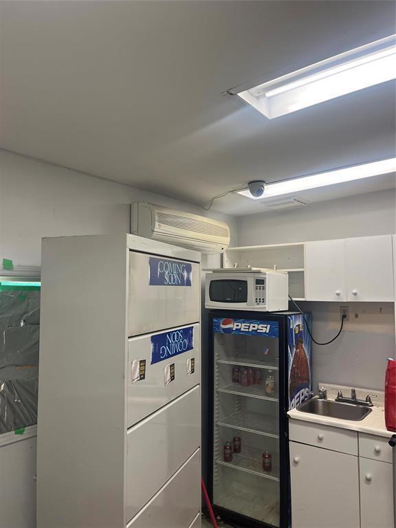 












255 Henderson Highway

,
Winnipeg,




Manitoba
R2L1M3

