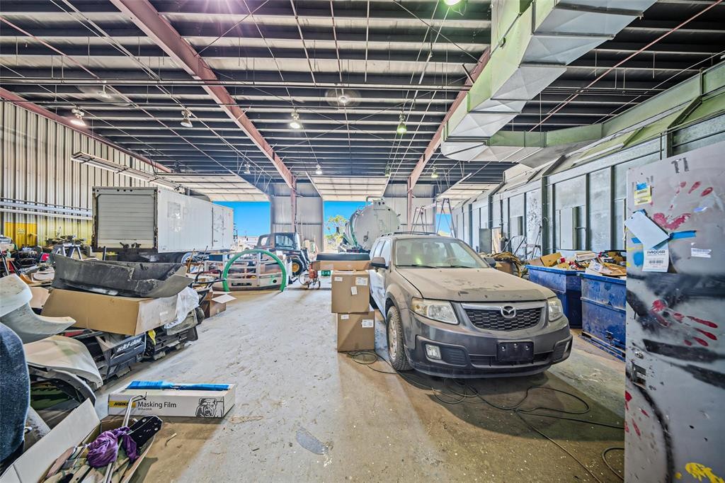 












1952 Brookside Boulevard

,
Winnipeg,




Manitoba
R3C2E6

