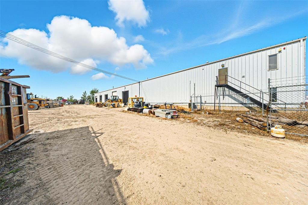 












1952 Brookside Boulevard

,
Winnipeg,




Manitoba
R3C2E6

