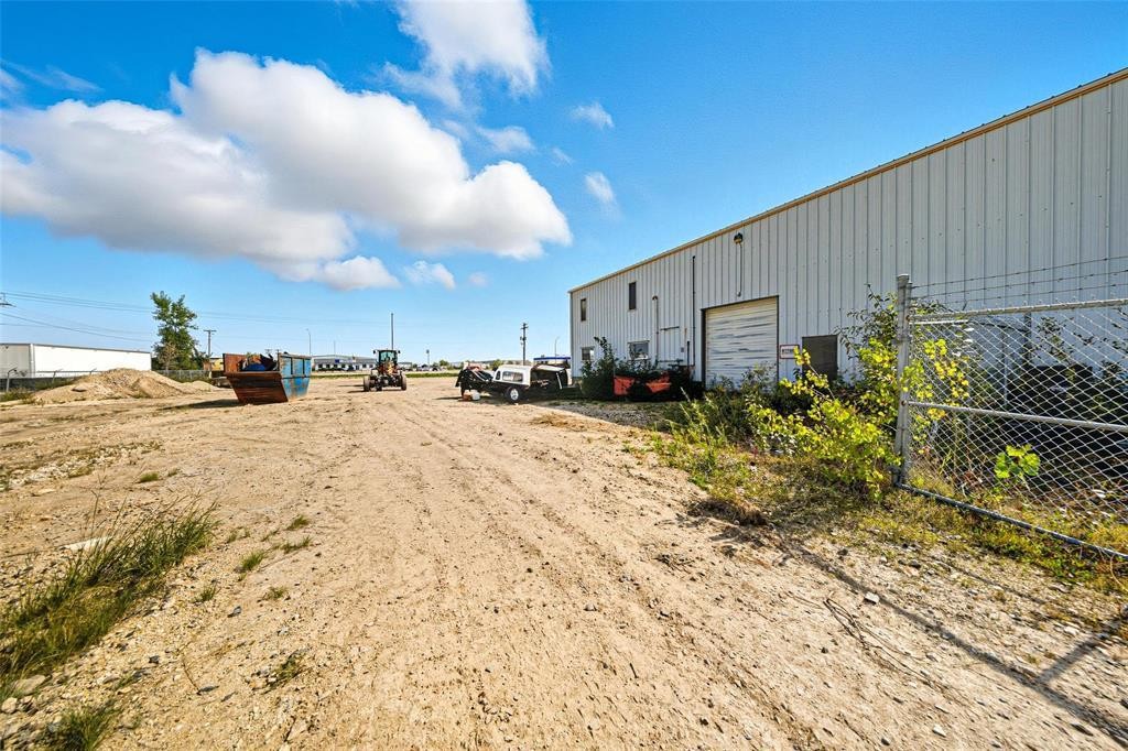 












1952 Brookside Boulevard

,
Winnipeg,




Manitoba
R3C2E6

