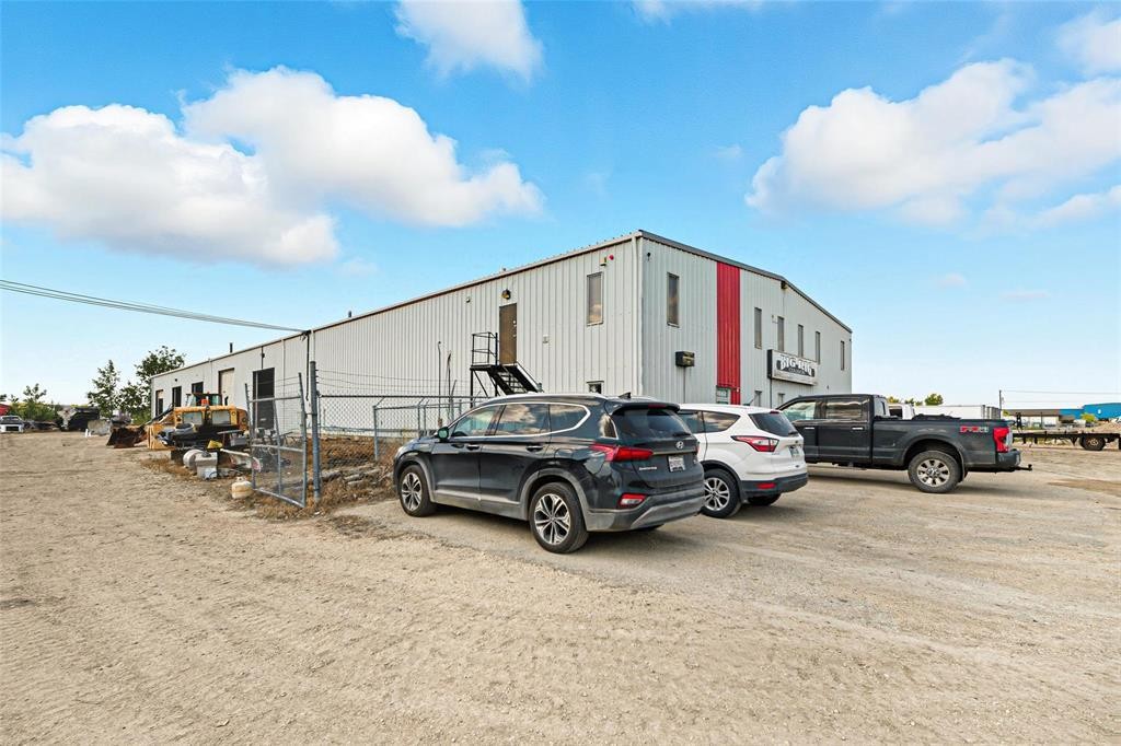 












1952 Brookside Boulevard

,
Winnipeg,




Manitoba
R3C2E6

