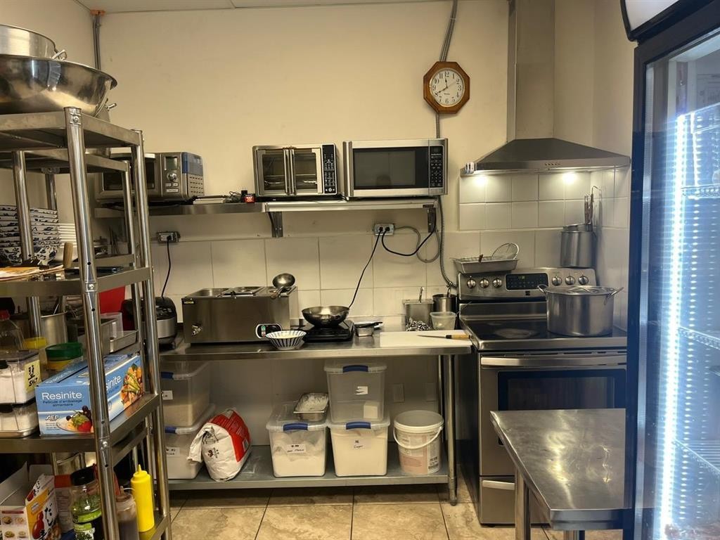 












180 King Street

,
Winnipeg,




Manitoba
R3B3G8

