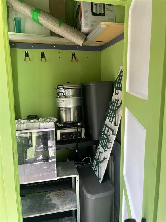 












180 King Street

,
Winnipeg,




Manitoba
R3B3G8

