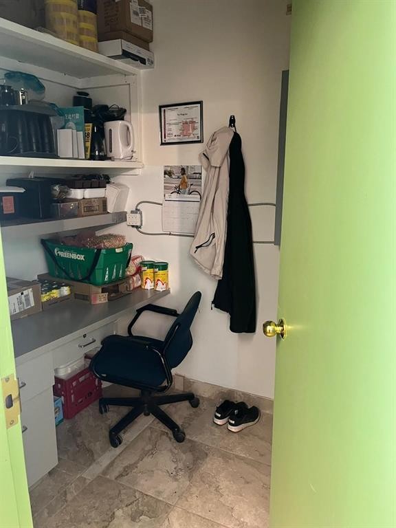 












180 King Street

,
Winnipeg,




Manitoba
R3B3G8

