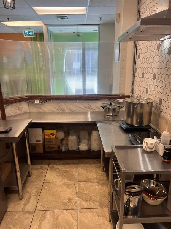 












180 King Street

,
Winnipeg,




Manitoba
R3B3G8

