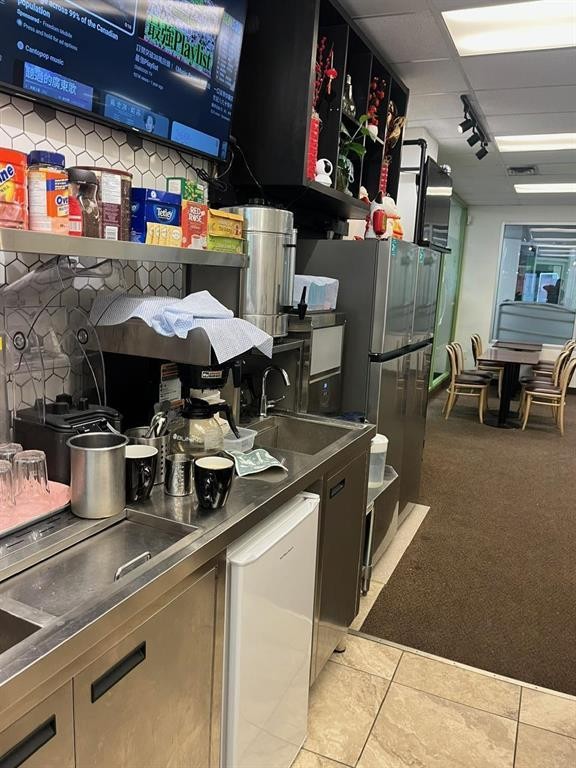 












180 King Street

,
Winnipeg,




Manitoba
R3B3G8

