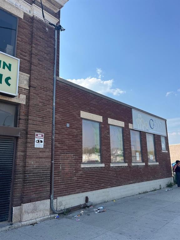 












968 Main Street

,
Winnipeg,




Manitoba
R3B1E4

