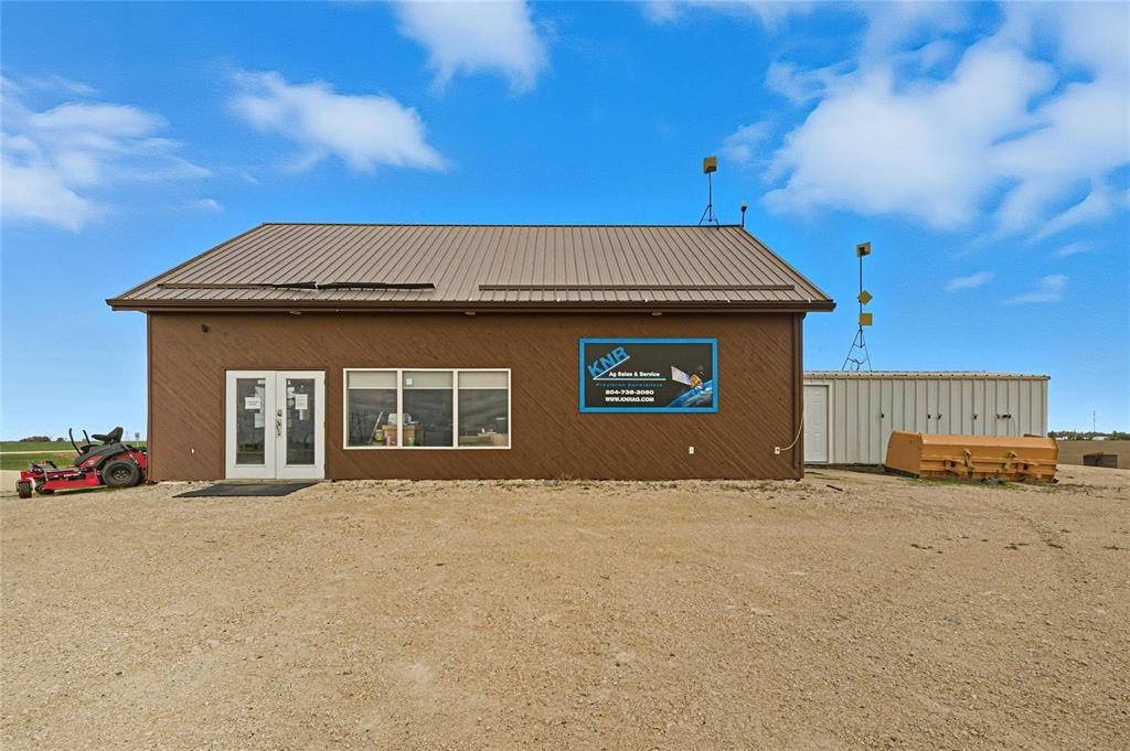 












40041 PR 332 Corner

,
Brunkild,




Manitoba
R0G0E0

