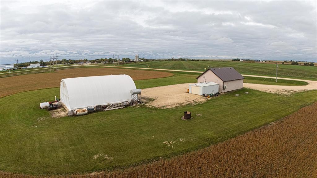 












40041 PR 332 Corner

,
Brunkild,




Manitoba
R0G0E0

