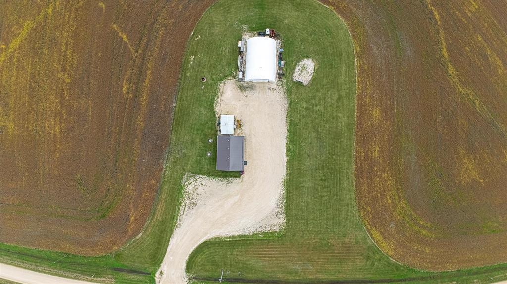 












40041 PR 332 Corner

,
Brunkild,




Manitoba
R0G0E0

