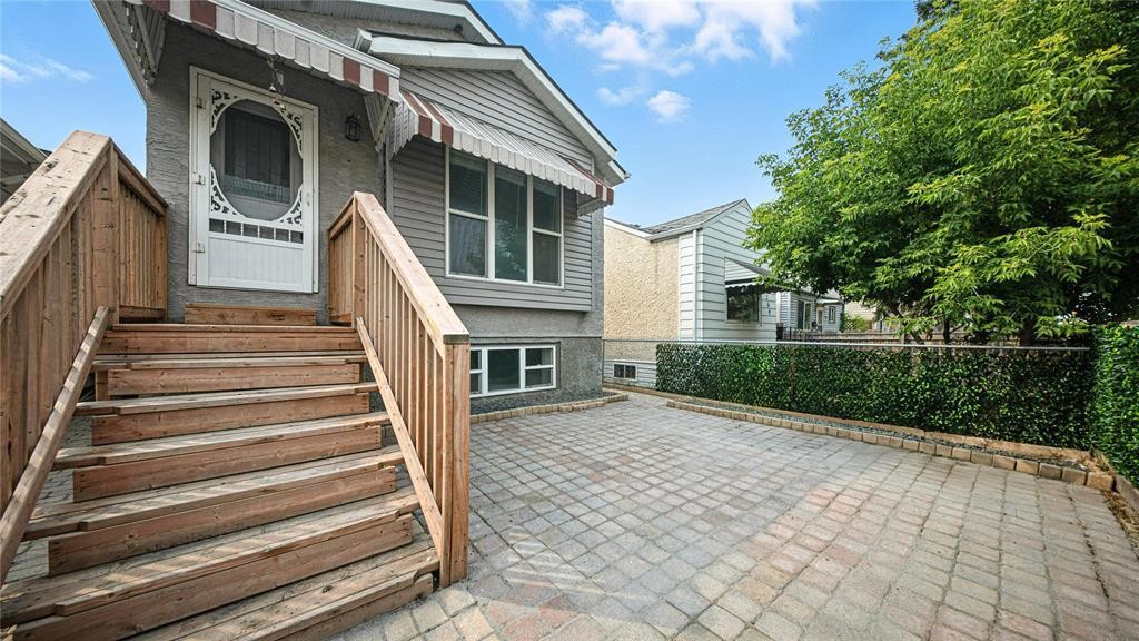 












1262 Plessis Road

,
Winnipeg,




Manitoba
R2C2Y2

