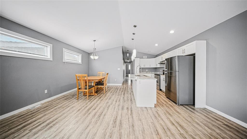 












1262 Plessis Road

,
Winnipeg,




Manitoba
R2C2Y2

