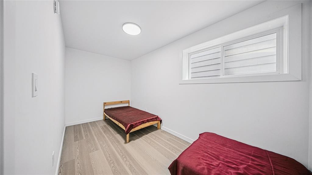 












1262 Plessis Road

,
Winnipeg,




Manitoba
R2C2Y2

