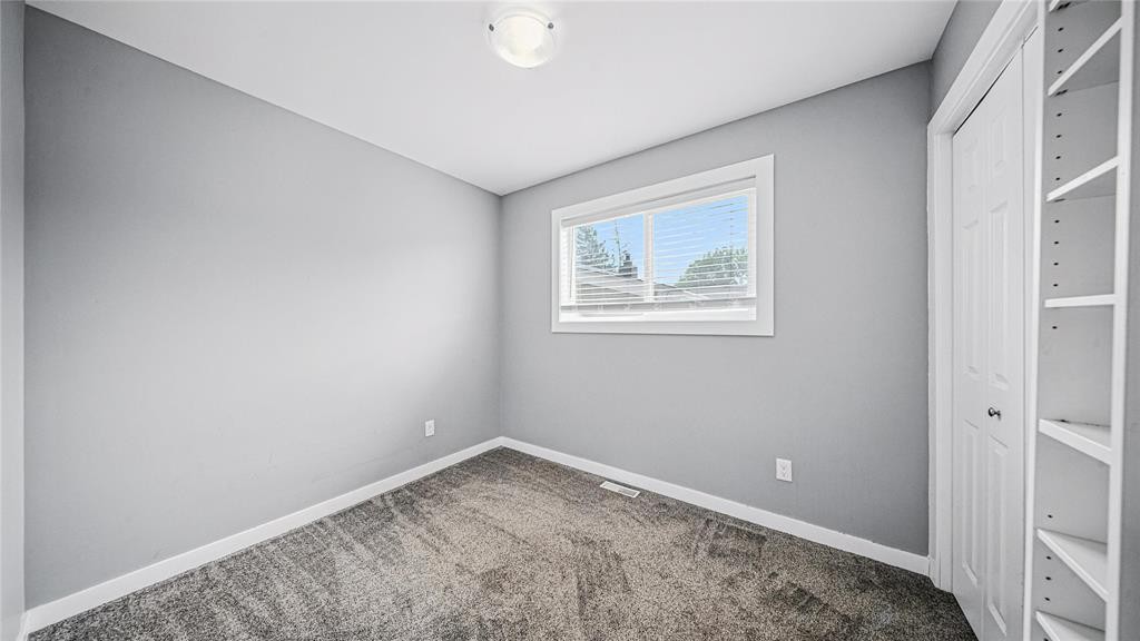 












1262 Plessis Road

,
Winnipeg,




Manitoba
R2C2Y2

