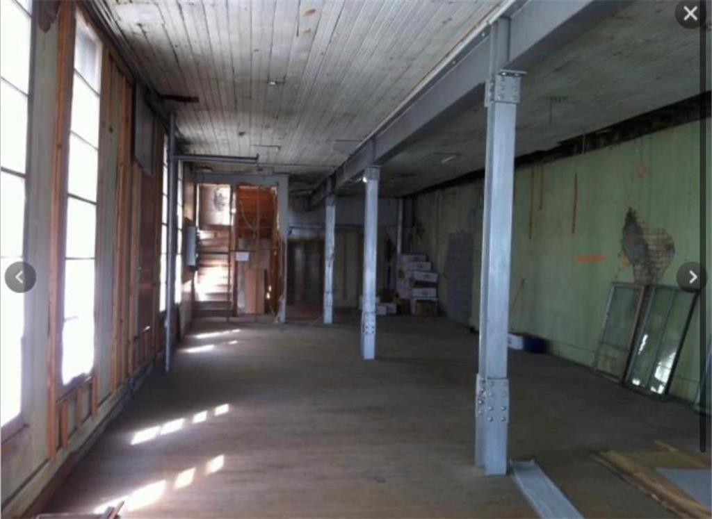 












246 Princess Street

,
Winnipeg,




Manitoba
R3B1M2

