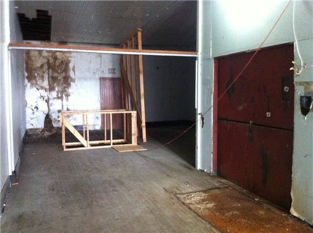 












246 Princess Street

,
Winnipeg,




Manitoba
R3B1M2

