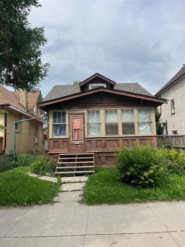 Featured Listing Photo 