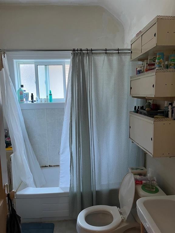 












366 Salter Street

,
Winnipeg,




Manitoba
R2W4L4

