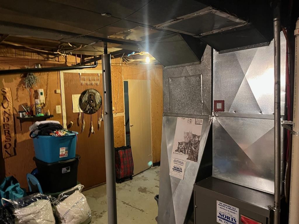 












366 Salter Street

,
Winnipeg,




Manitoba
R2W4L4

