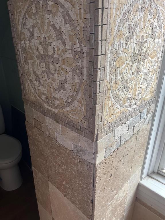 












529 Beverley Street

,
Winnipeg,




Manitoba
R2W0X9

