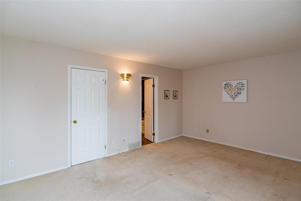 












7 175 Hamilton Avenue

,
Winnipeg,




Manitoba
R2Y2L1

