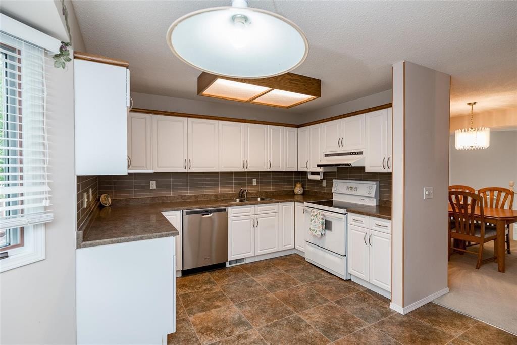 












7 175 Hamilton Avenue

,
Winnipeg,




Manitoba
R2Y2L1

