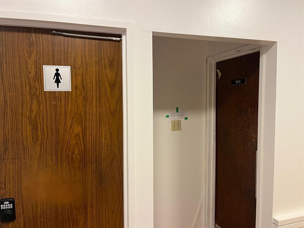 












280 Burnell Street

,
Winnipeg,




Manitoba
R3E2H6

