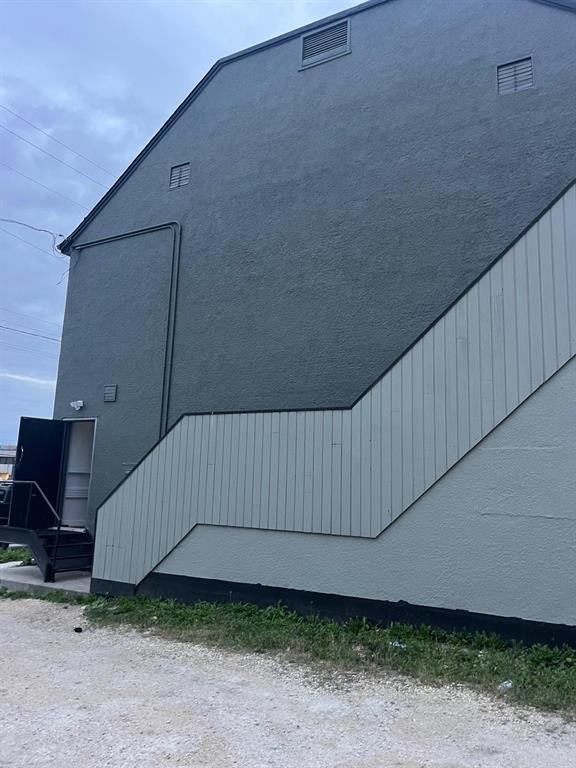 












280 Burnell Street

,
Winnipeg,




Manitoba
R3E2H6

