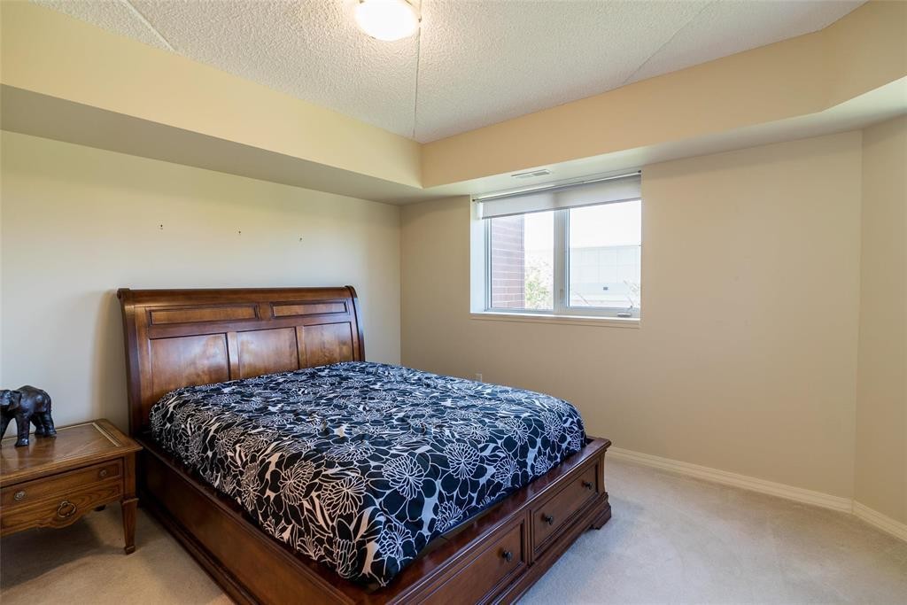 












206 495 lindenwood Drive E

,
Winnipeg,




Manitoba
R3P2P3

