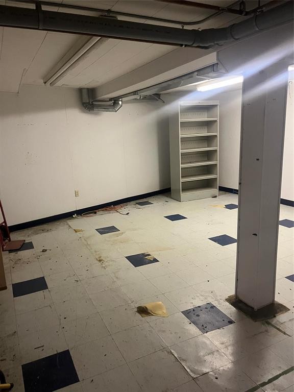 












255 Henderson Highway

,
Winnipeg,




Manitoba
R2L1M3

