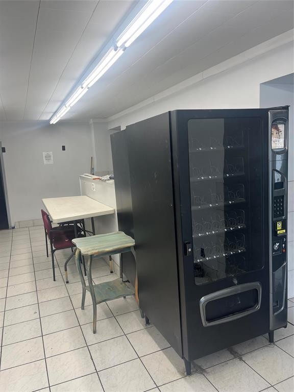 












255 Henderson Highway

,
Winnipeg,




Manitoba
R2L1M3

