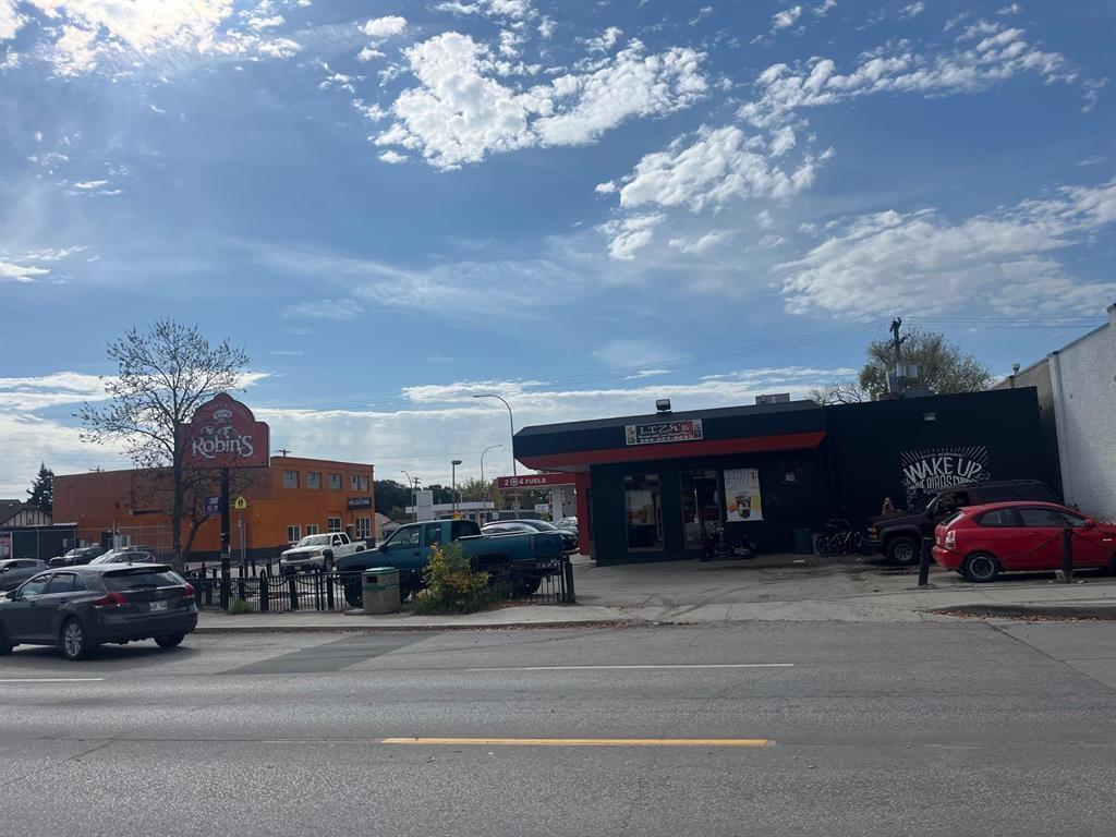 












420 SELKIRK Avenue

,
Winnipeg,




Manitoba
R2W2M5

